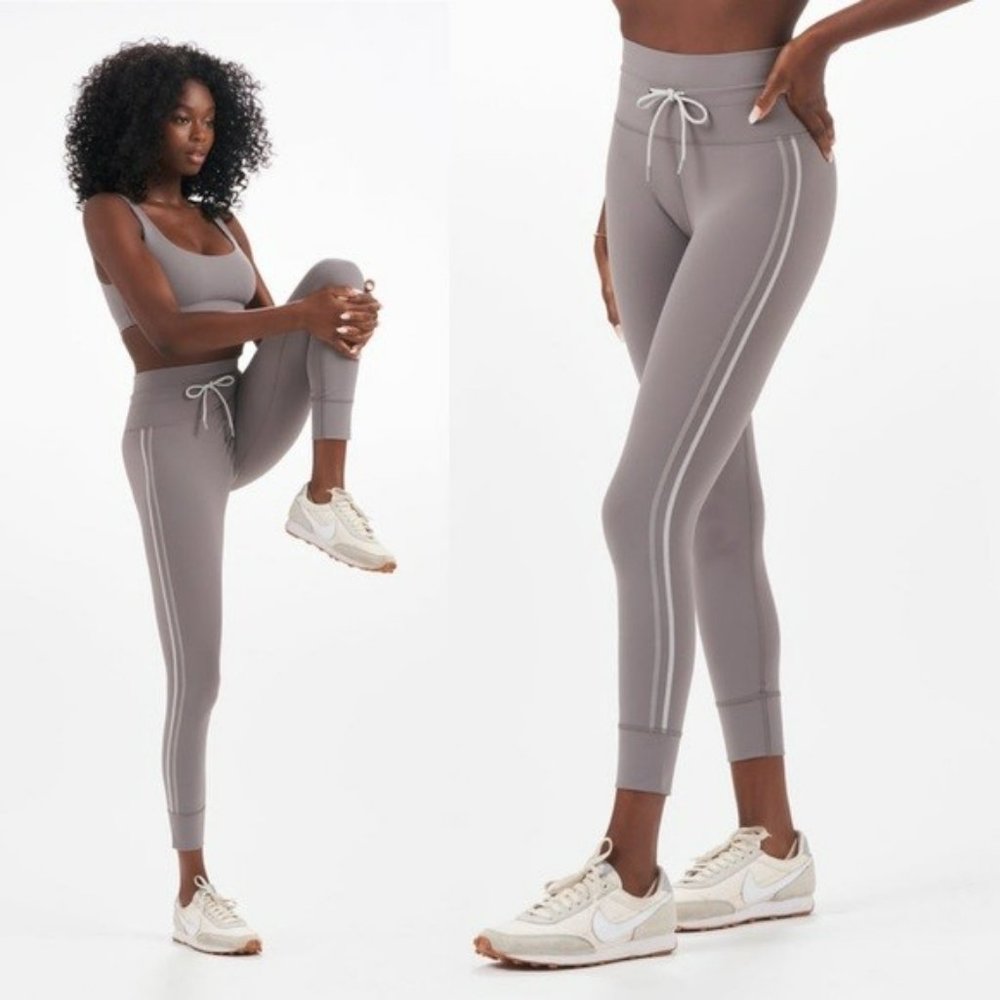Vuori Gray daily legging